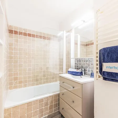 Caesar Domus-2 By Interhome